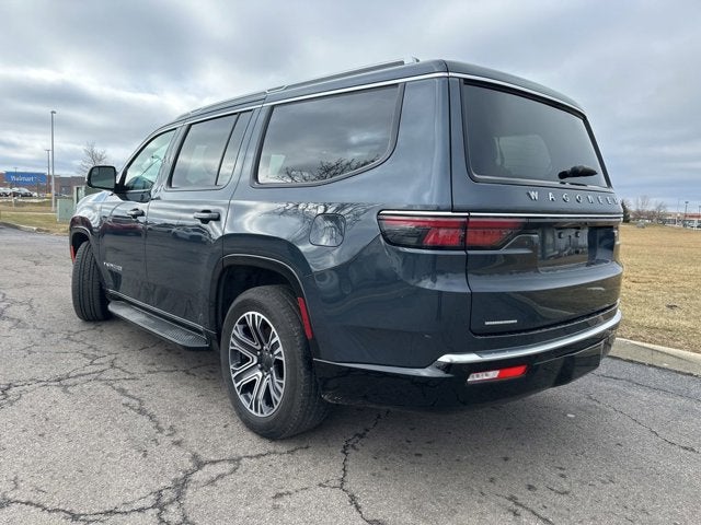 2023 Jeep Wagoneer Base