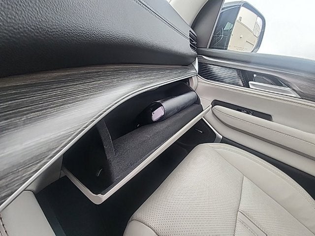 2023 Jeep Wagoneer Series II