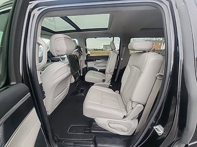 2023 Jeep Wagoneer Series II