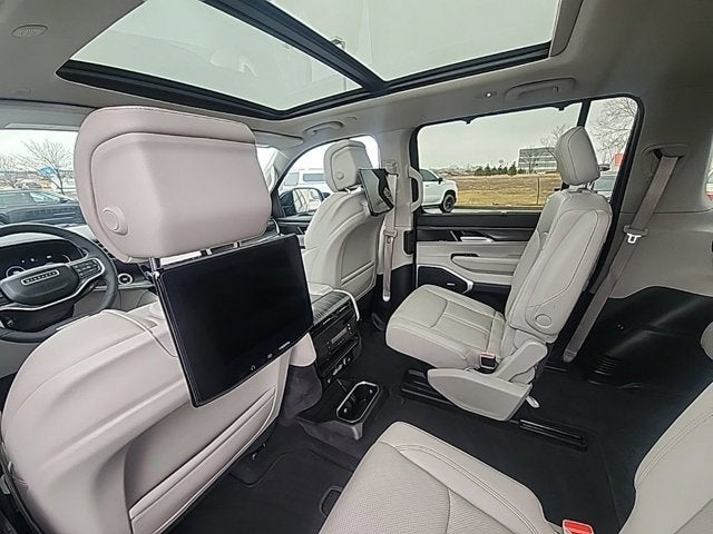 2023 Jeep Wagoneer Series II