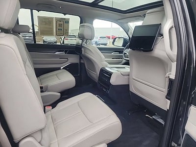 2023 Jeep Wagoneer Series II