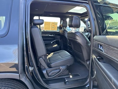 2022 Jeep Wagoneer Series III