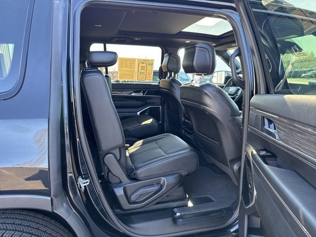 2022 Jeep Wagoneer Series III