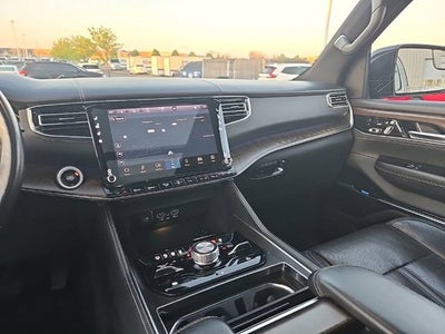 2023 Jeep Grand Wagoneer Series II