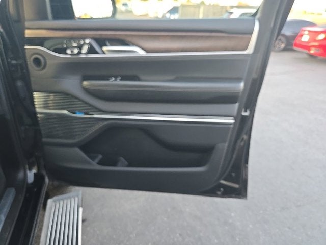 2023 Jeep Grand Wagoneer Series II