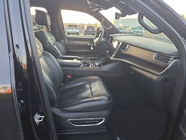2023 Jeep Grand Wagoneer Series II