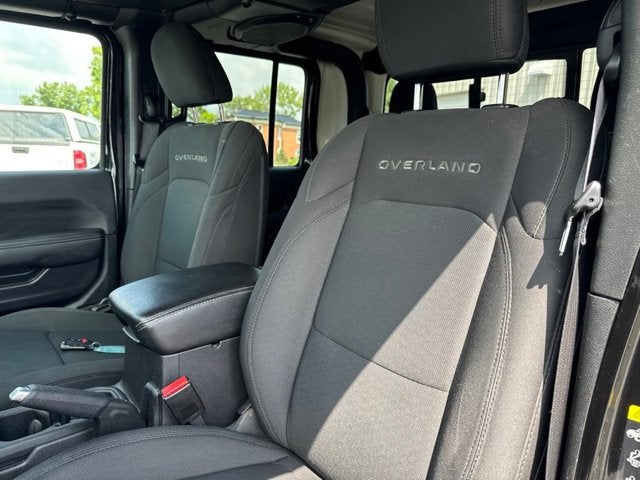 2022 Jeep Gladiator Overland