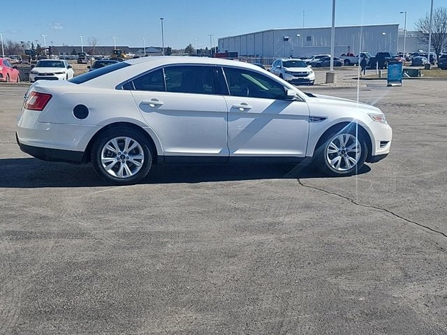 2011 Ford Taurus SEL