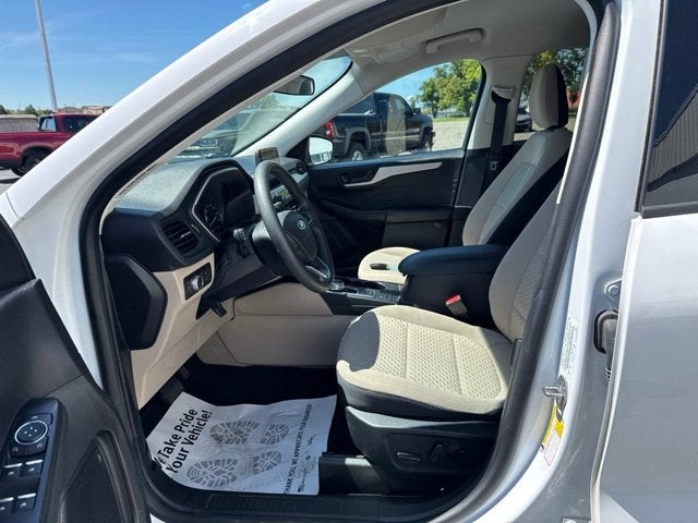 2022 Ford Escape Hybrid SE