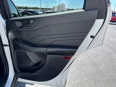 2022 Ford Escape Hybrid SE