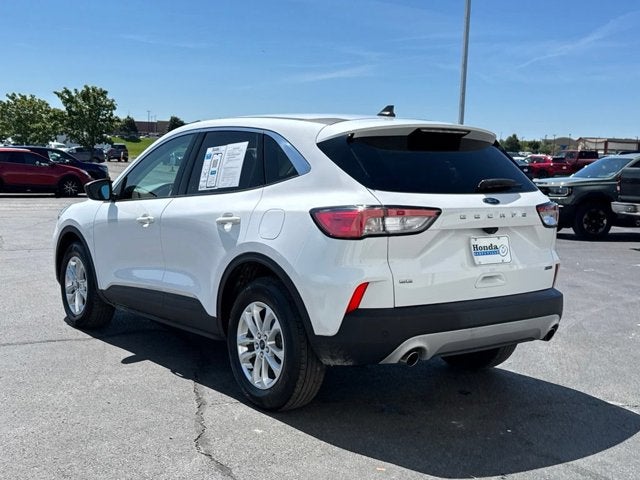 2022 Ford Escape Hybrid SE