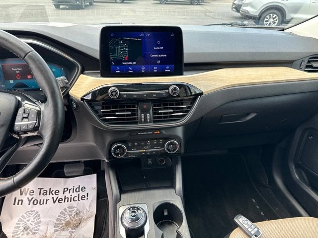 2021 Ford Escape Hybrid Titanium
