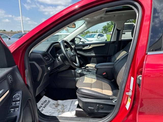 2021 Ford Escape Hybrid Titanium