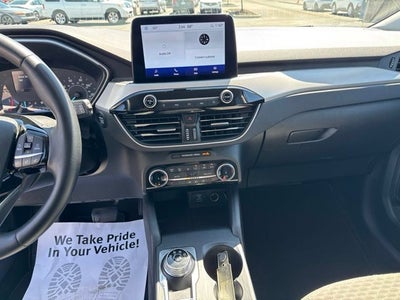2022 Ford Escape SE