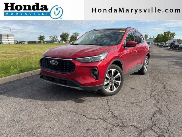 2025 Ford Escape Platinum