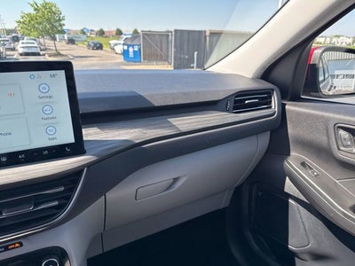 2025 Ford Escape Platinum