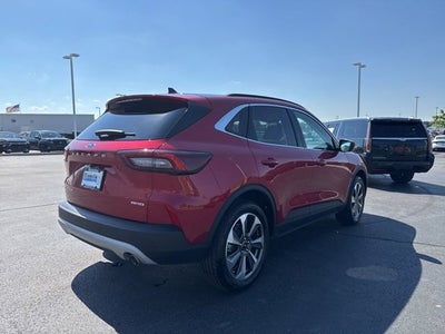 2025 Ford Escape Platinum
