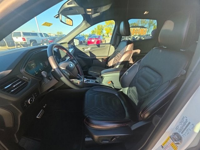 2023 Ford Escape ST-Line Elite