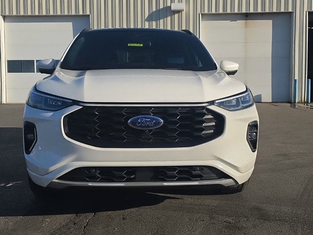2023 Ford Escape ST-Line Elite