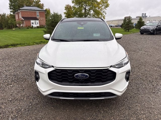 2023 Ford Escape ST-Line Elite