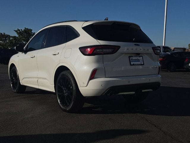 2023 Ford Escape ST-Line Elite