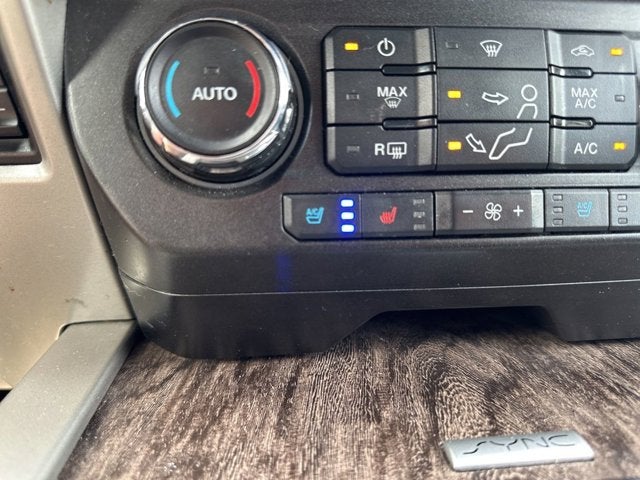 2017 Ford F-250SD Lariat