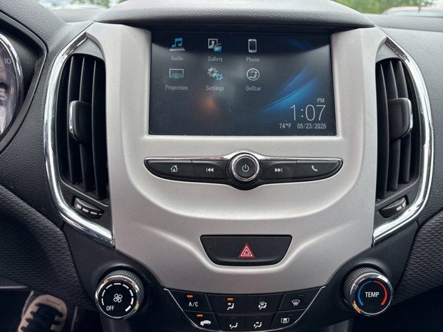 2017 Chevrolet Cruze LS