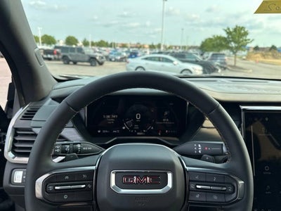 2025 GMC Acadia AT4