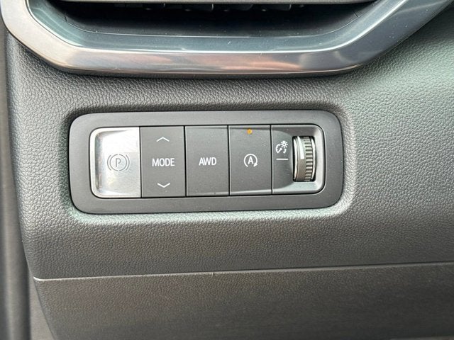 2025 GMC Acadia AT4