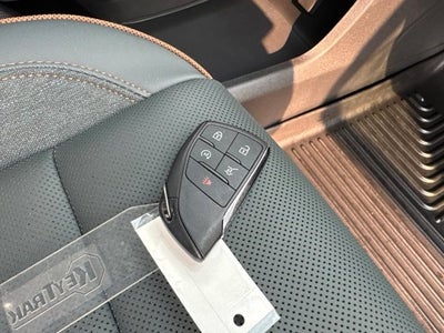 2025 GMC Acadia AT4