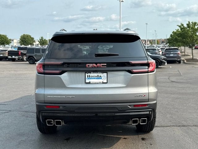 2025 GMC Acadia AT4
