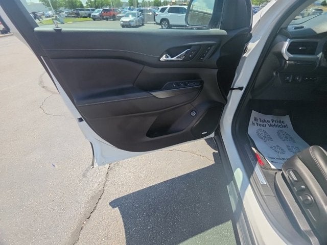 2022 GMC Acadia SLT