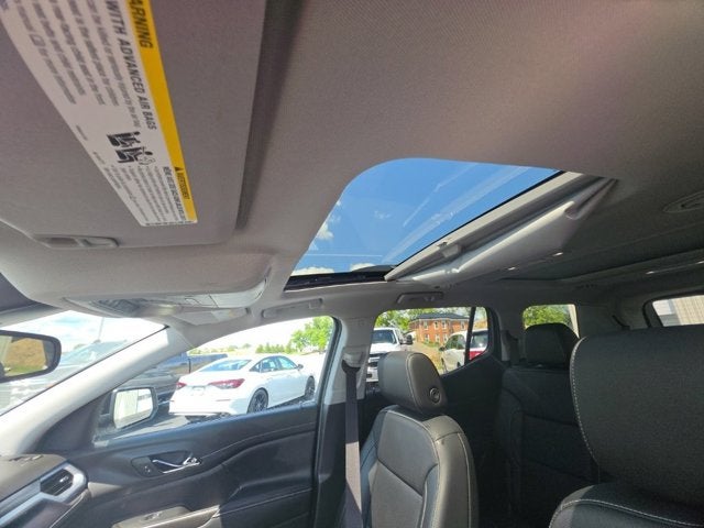 2022 GMC Acadia SLT