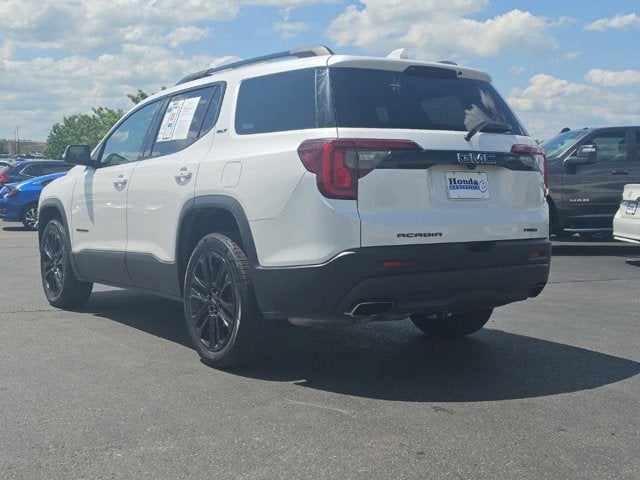 2022 GMC Acadia SLT
