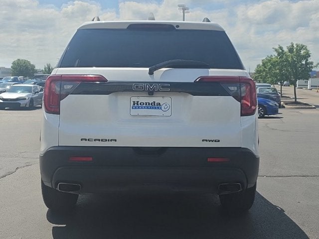 2022 GMC Acadia SLT