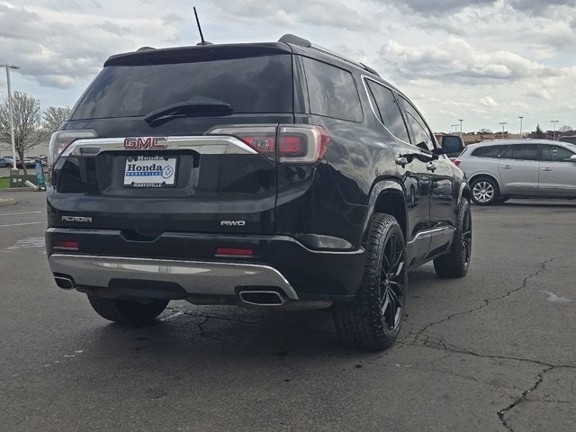 2017 GMC Acadia Denali