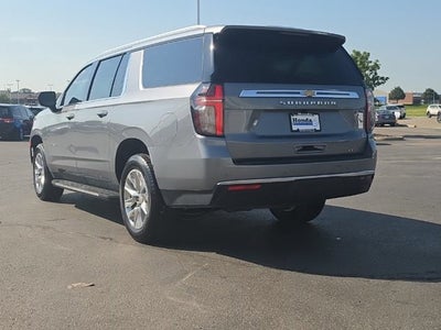 2022 Chevrolet Suburban LT