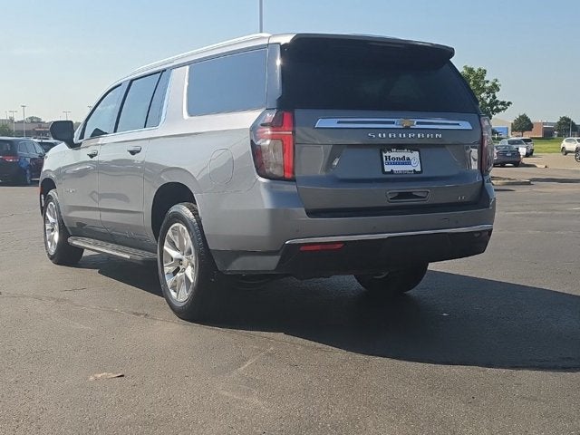 2022 Chevrolet Suburban LT