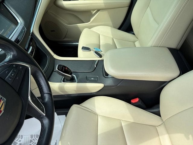 2019 Cadillac XT5 Base