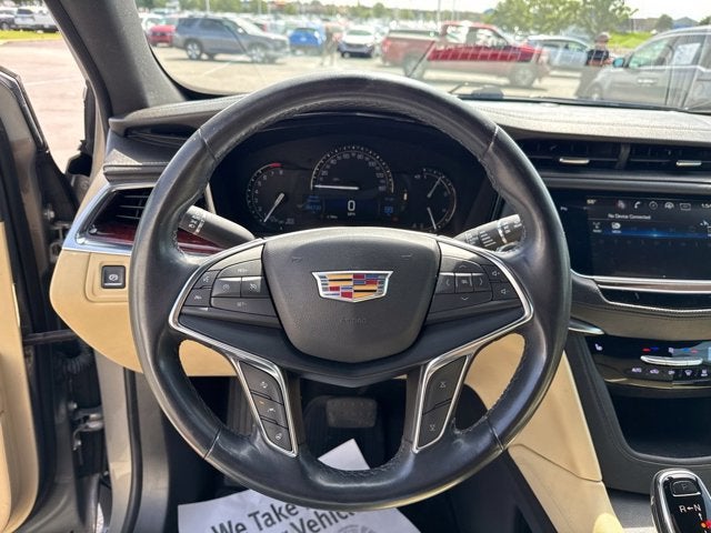 2018 Cadillac XT5 Luxury