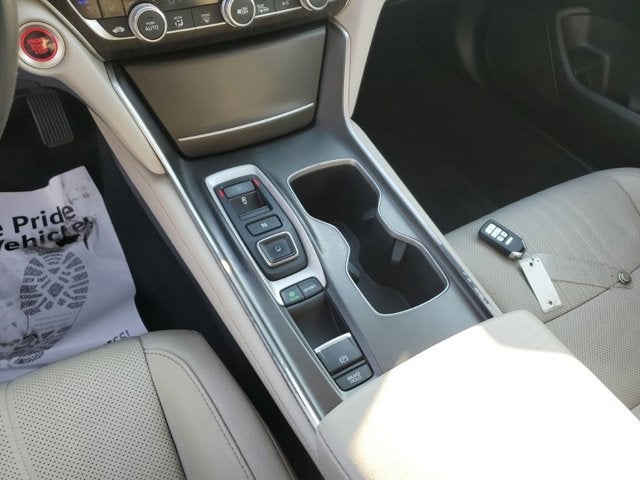 2019 Honda Accord Touring 2.0T