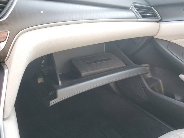 2019 Honda Accord Touring 2.0T