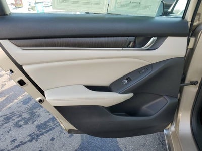 2019 Honda Accord Touring 2.0T