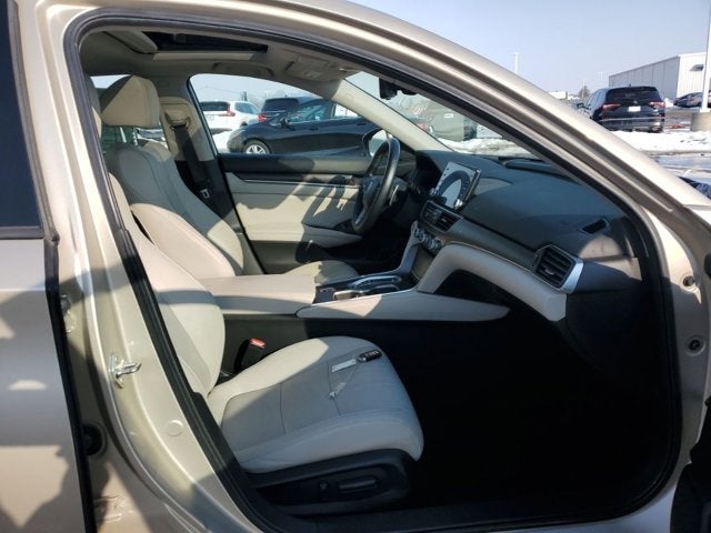 2019 Honda Accord Touring 2.0T