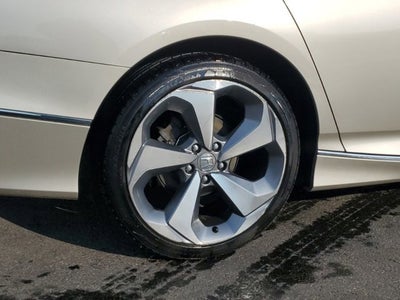 2019 Honda Accord Touring 2.0T