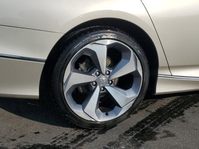 2019 Honda Accord Touring 2.0T