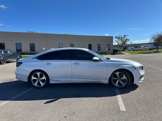 2019 Honda Accord Touring 2.0T