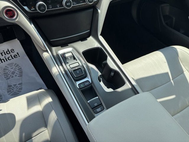 2022 Honda Accord Touring 2.0T