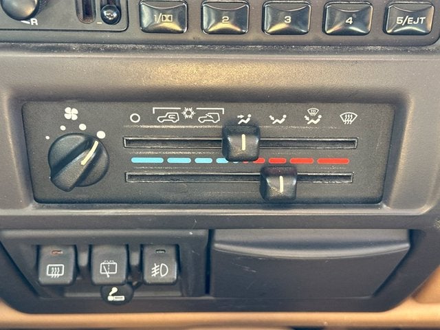 1998 Jeep Wrangler Sahara