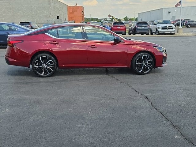 2025 Nissan Altima 2.5 SR